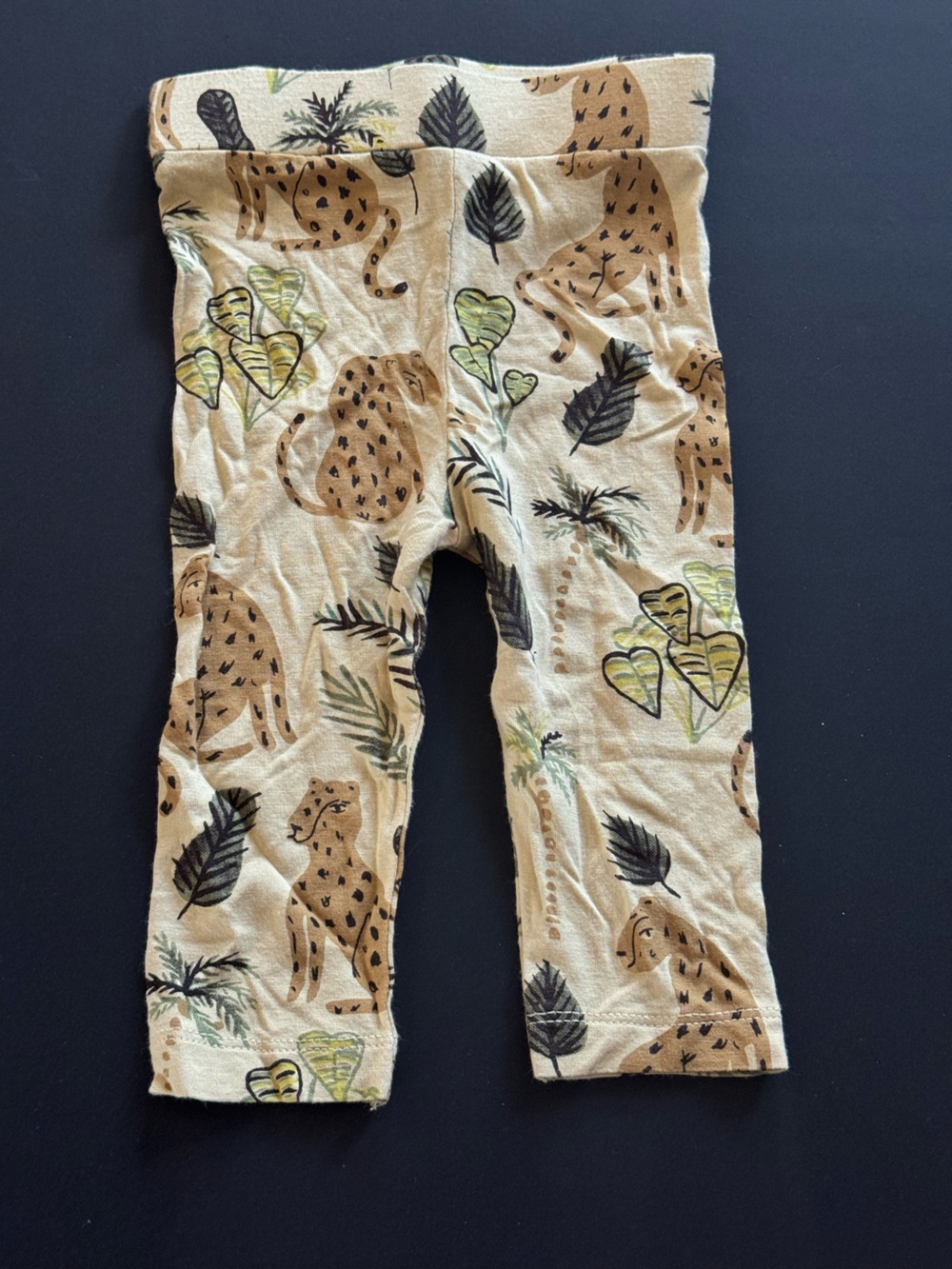 kate quinn Beige Leopard & Leaf Print Leggings